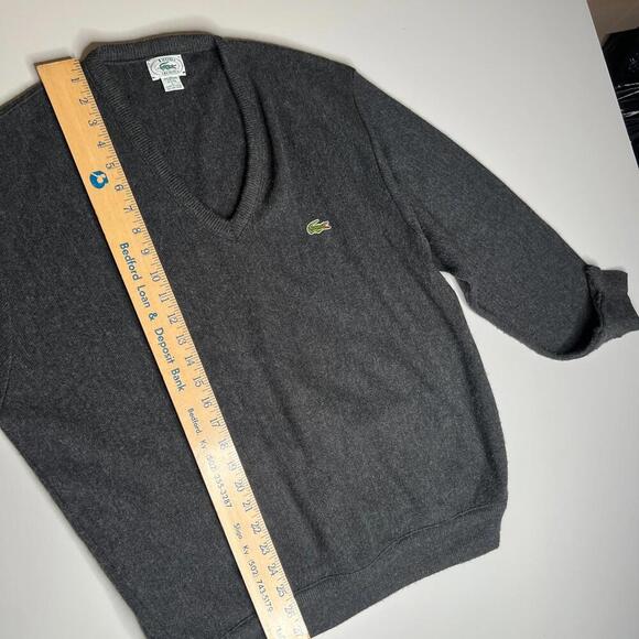 Vintage IZOD Lacoste V-Neck Sweater Men’s L Gray USA Made 100% Orlon Pullover - Picture 2 of 10